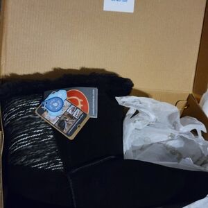 Brand New Lamo Womens Boots